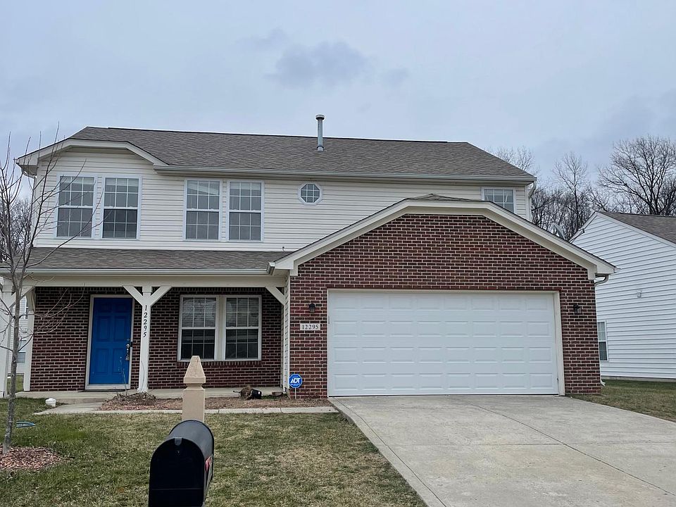1st image of 12295 Sagamore Woods Dr