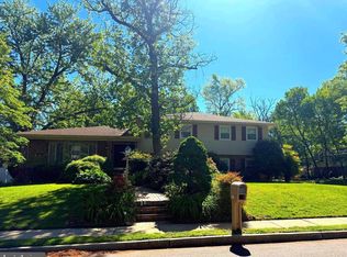 425 Kennebec Rd, Cherry Hill, NJ 08002