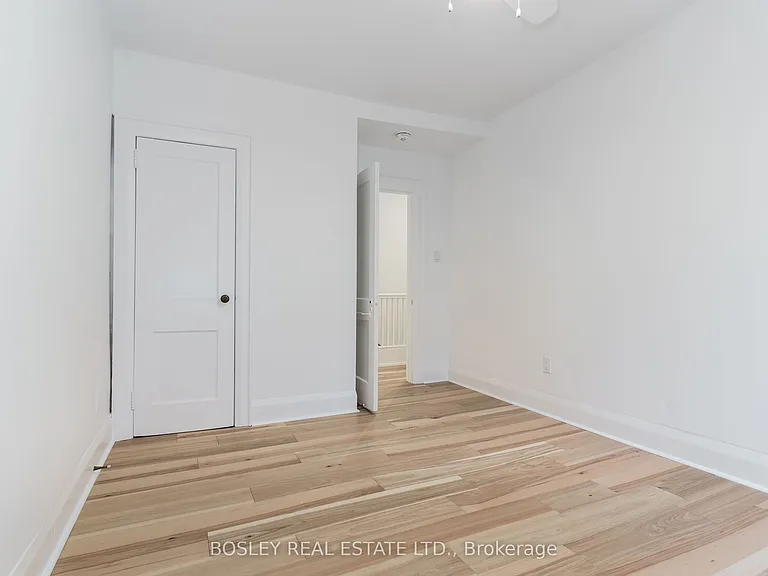 210 Westmount Ave #1 — Photo 29