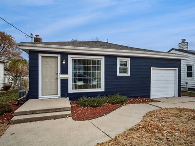 521 14th St, West Des Moines, IA, 50265