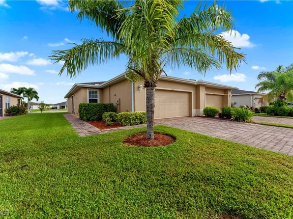 10781 Crossback Ln, Lehigh Acres, FL 33936