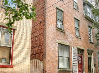 1824 Green St, Harrisburg, PA 17102