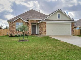 819 Mockingbird St, Navasota, TX 77868
