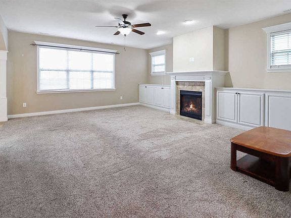 5th image of 4310 Regatta Dr