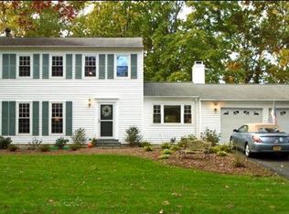 2300 Archdale Rd, Reston, VA 20191