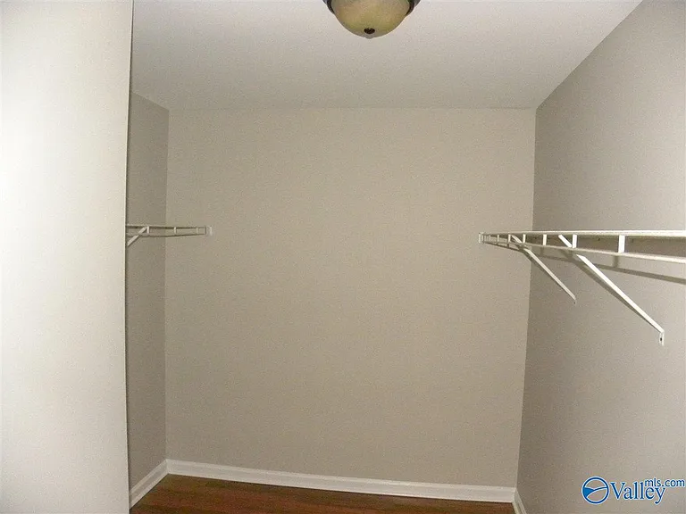 102 Sunset Cir — Photo 18