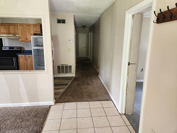 4th image of 1609 Harring St