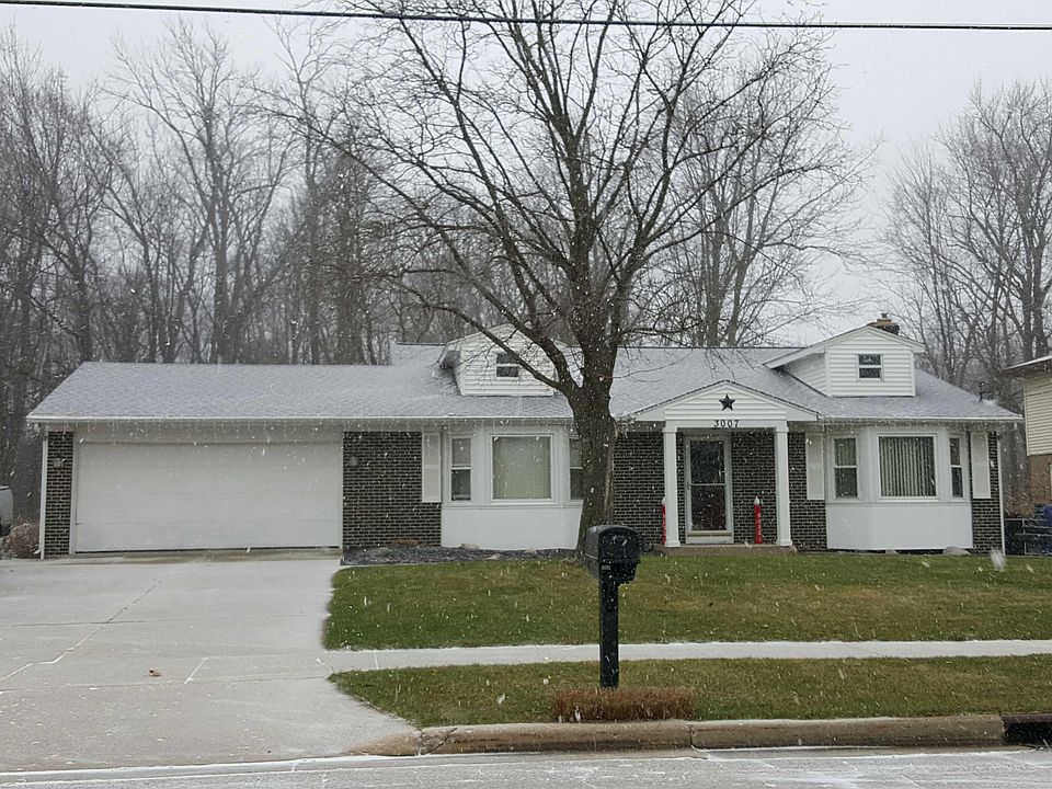 1st image of 3009 Willow Creek Dr SW