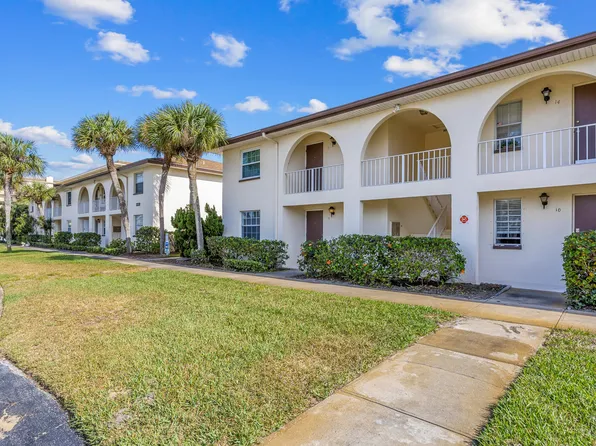 1055 Cheyenne Blvd APT 9, Indian Harbour Beach, FL 32937