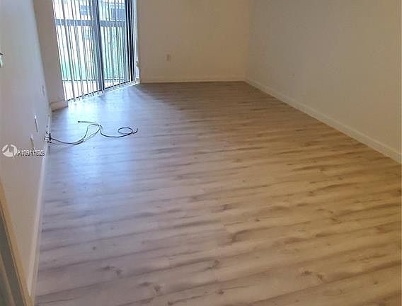 4th image of 9974 Nob Hill Ln #9974