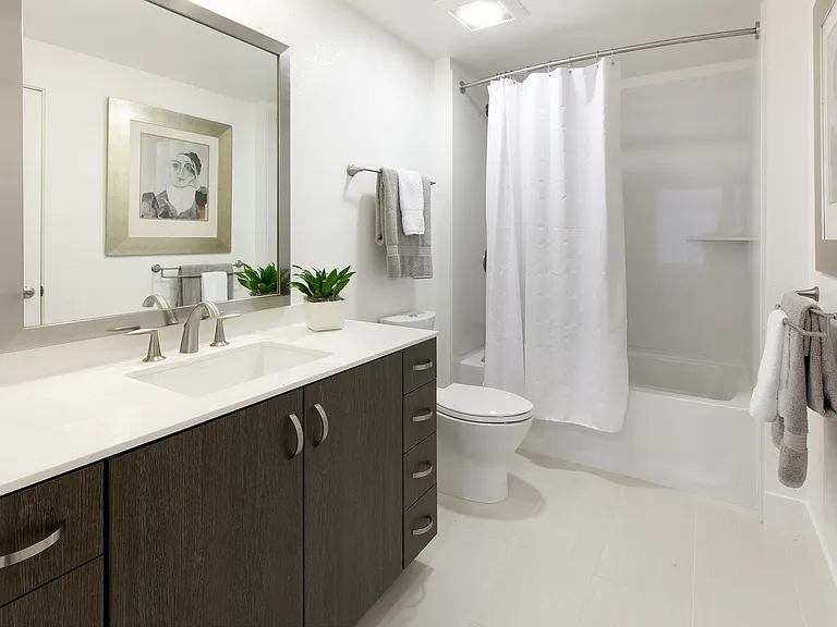 Pacific Terrace — Photo 12