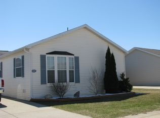 2724 Sandbar Ct, Lapeer, MI 48446