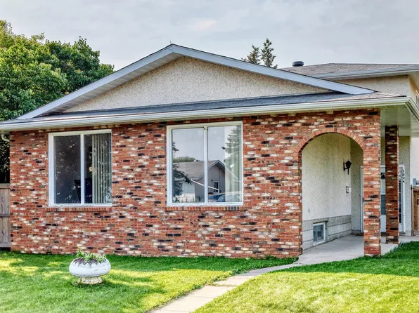 1928 68th St NW, Edmonton, AB T6K 2J4