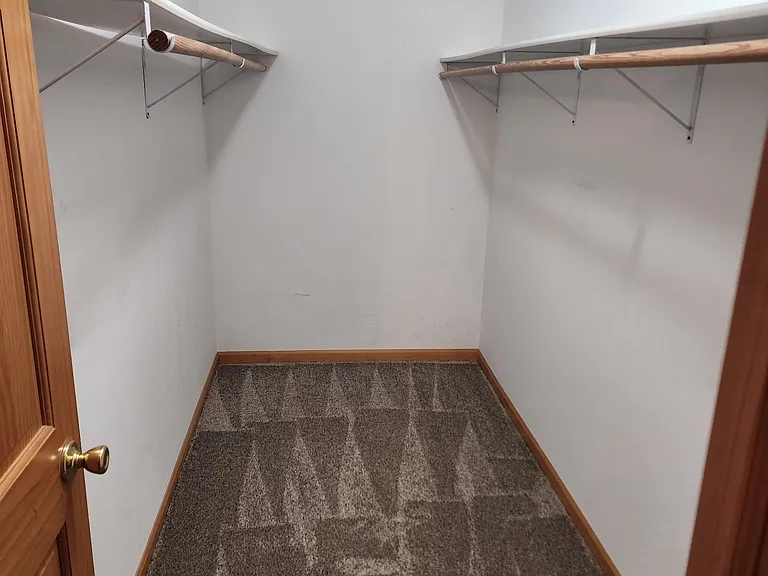603 Oakwood Dr — Photo 22