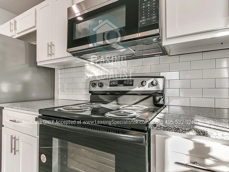 1115 NW 27th St #1115 — Photo 15