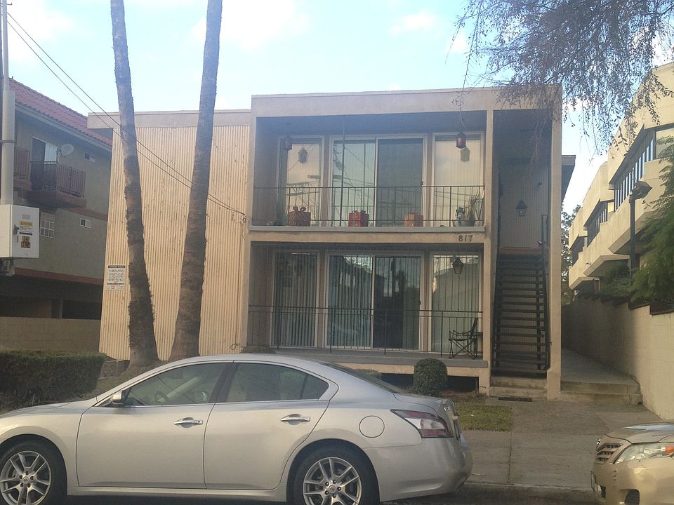 1st image of 817 E Nutwood St APT 04