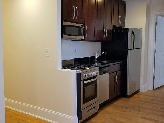 4th image of 3 Meserole St APT 5