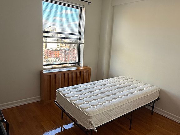 5th image of 250 W 100th St #1412