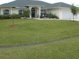 195 SW Glenwood Dr, Port St Lucie, FL 34984