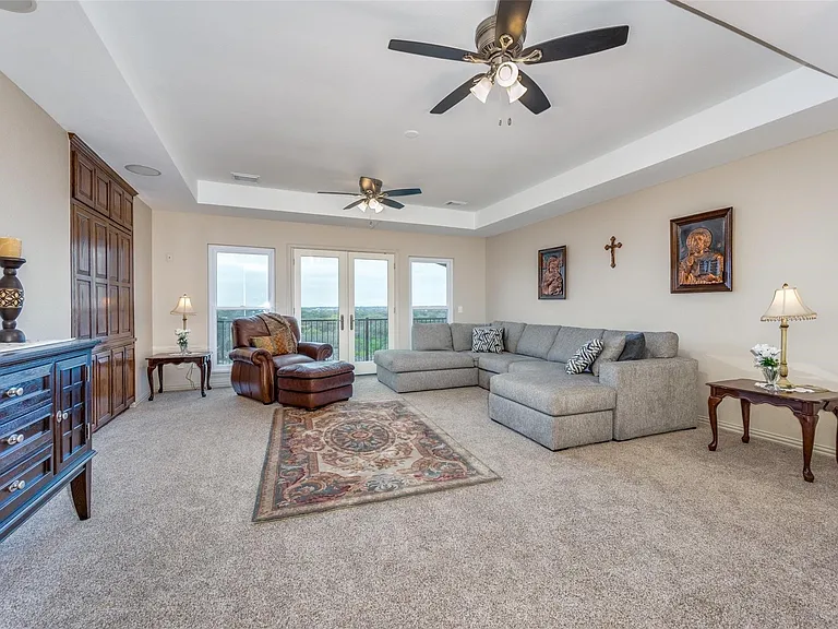 604 Promontory Dr — Photo 14