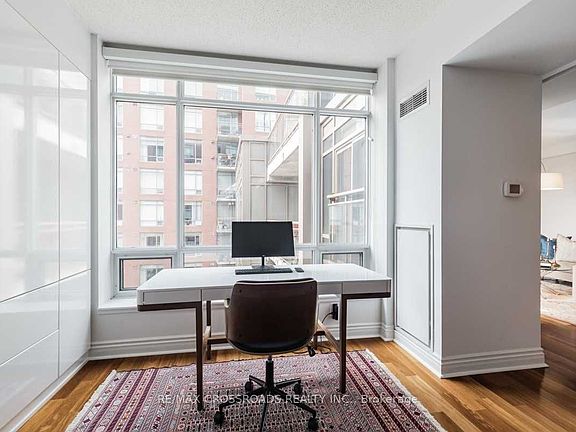 4th image of 500 Queens Quay Est #516E