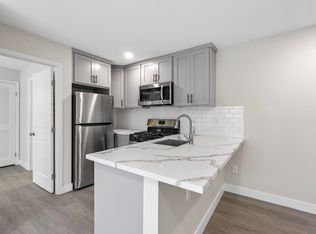 2512 England St APT 6, Huntington Beach, CA 92648