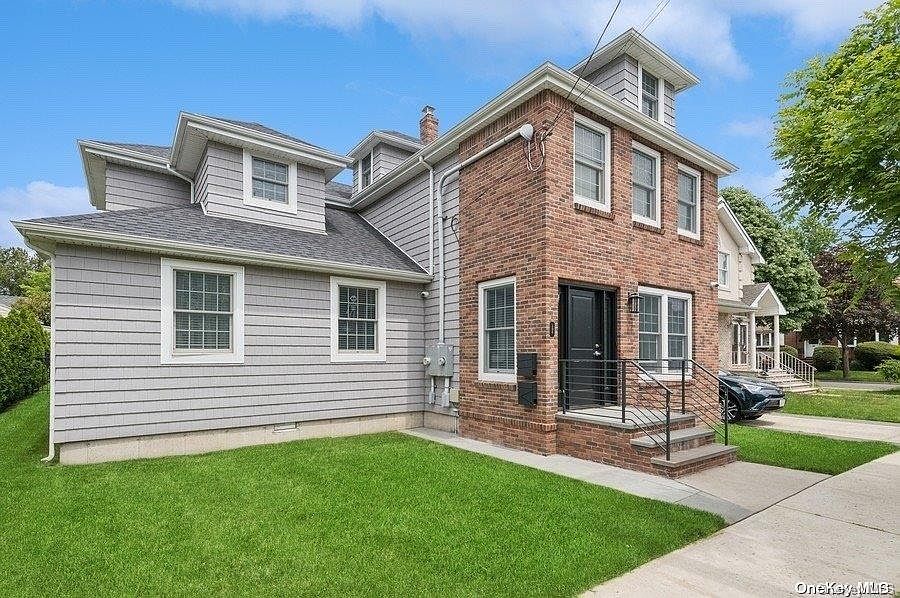 1st image of 105 Charles Street
