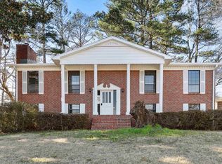 201 Wildwood Dr, Trussville, AL 35173