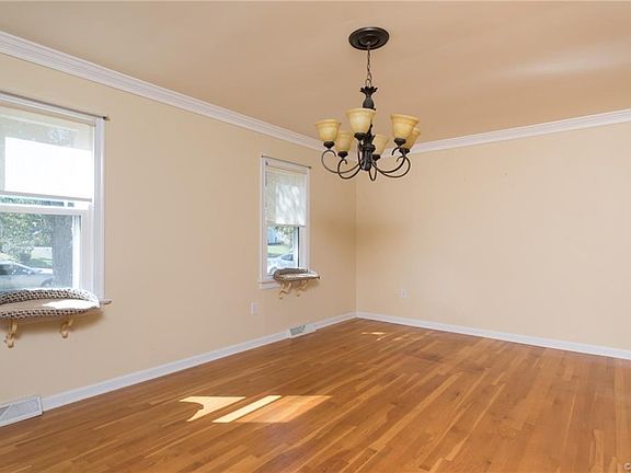 4th image of 2806 Battery Ave