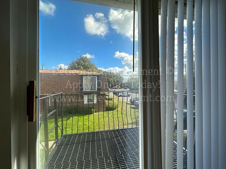 Georgetown Manor Apartments for Rent in West Irondequoit, NY — Photo 24
