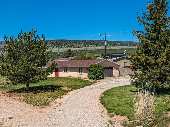 421 N Harmony Dr, New Harmony, UT 84757
