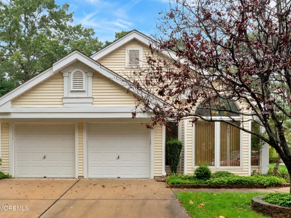 2303 Kira Court, Toms River, NJ 08755