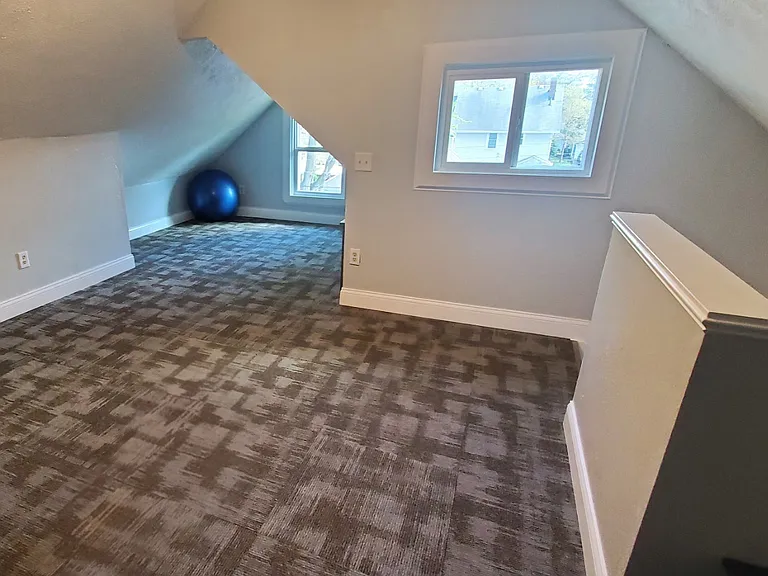 14537 Garfield Ave — Photo 33