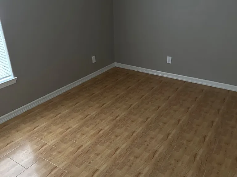 Unit Photo