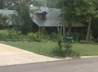 712 Rio Dr, Friendsville, TN 37737