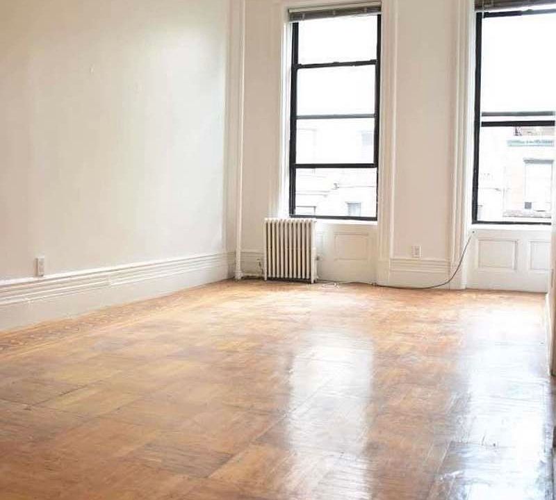 1st image of 313 W 76th St APT 4