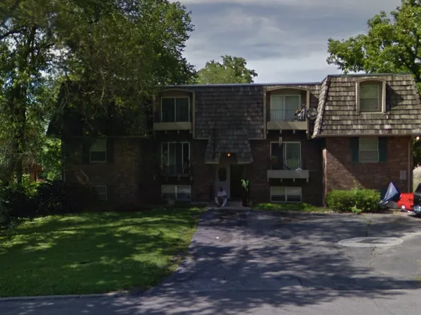 2 bed, 1.0 bath, $850, 9316 E Independence Ave #2, Independence, MO 64053