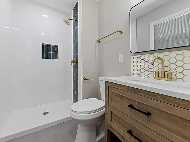 11027 Monroe Ct — Photo 8