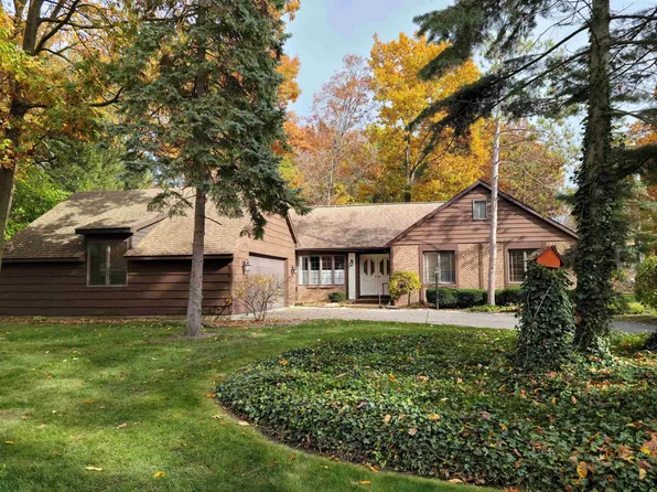 4659 Dale Ct, Bay City, MI 48706