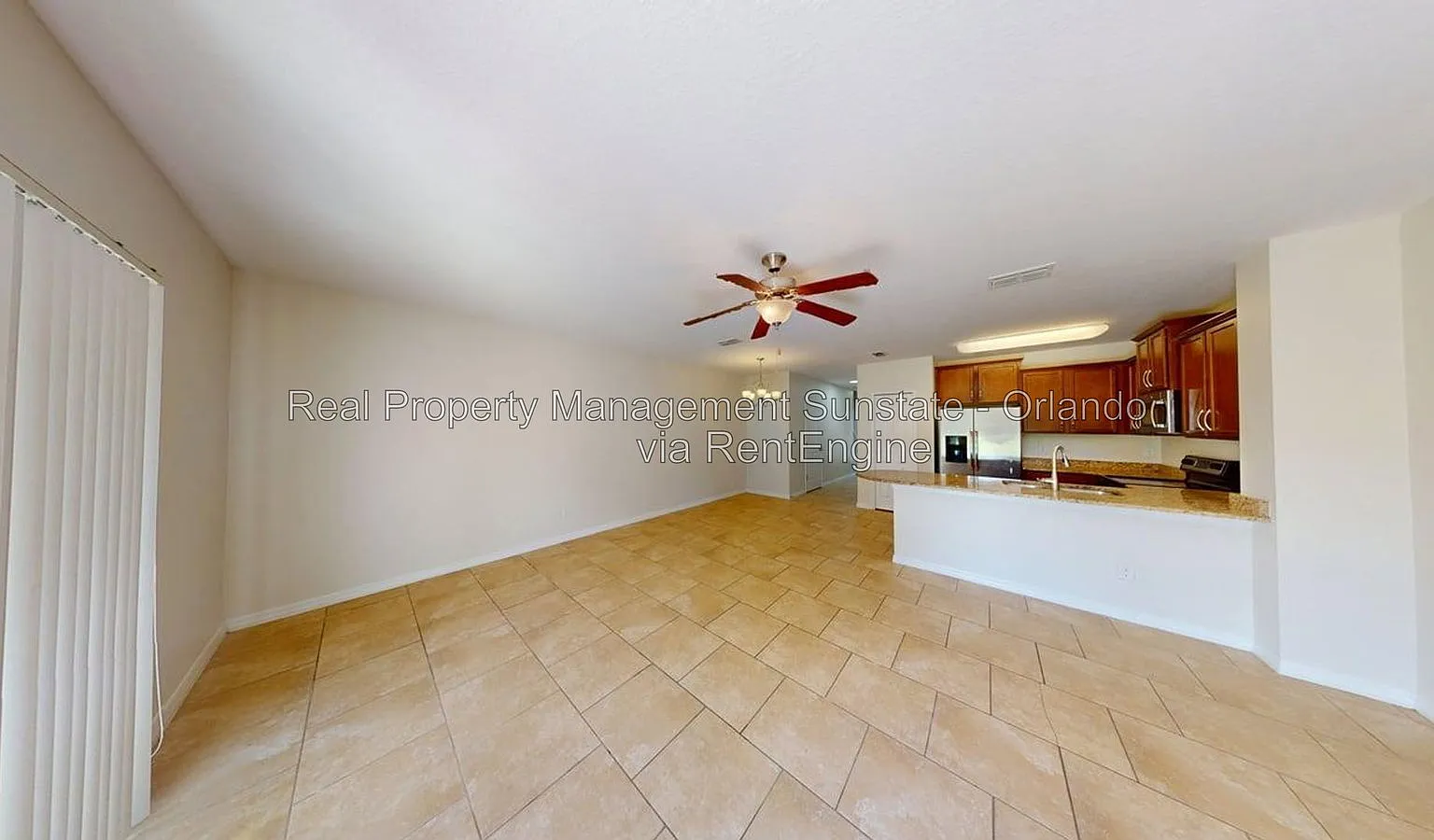 3 bed, 2.5 bath, 1404 sqft, $2,000 — Photo 4