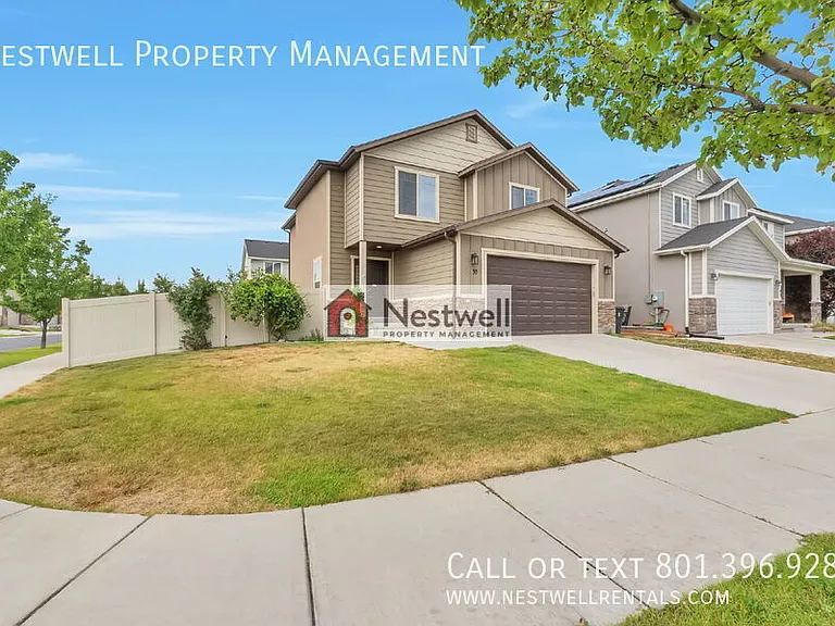 35 E Water Ln — Photo 30