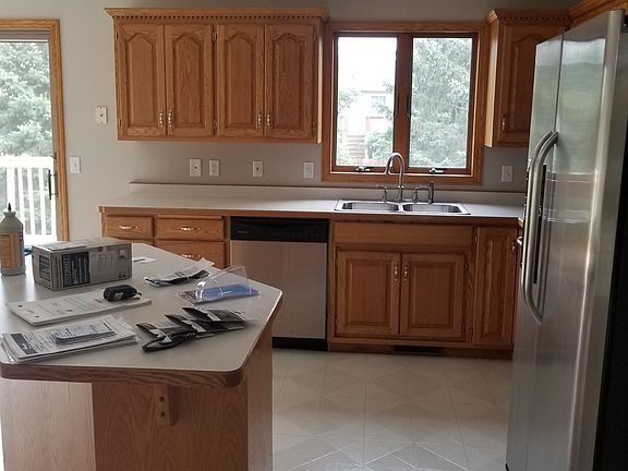 5th image of 236 7th Ave S