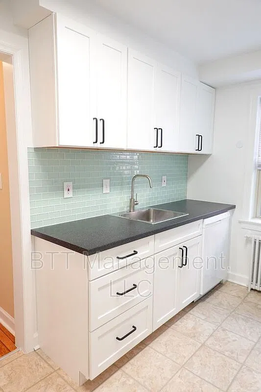 1 bed, 1.0 bath, 650 sqft, $1,325 — Photo 1