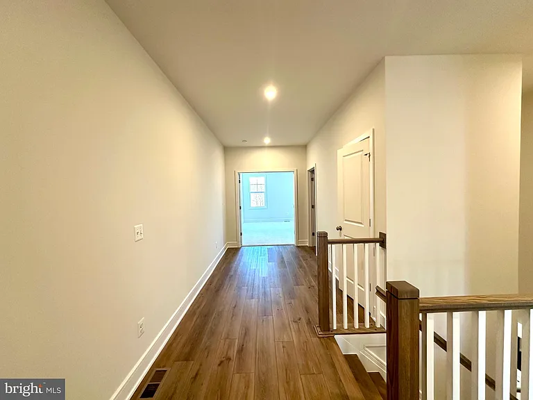 131 Leather Flower Dr — Photo 9