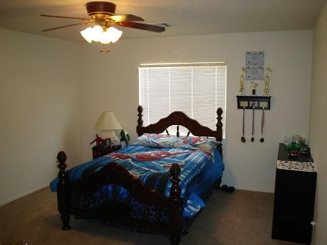 3278 E Silverbell Rd — Photo 16