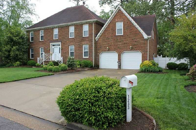 1st image of 1233 Hartford Dr