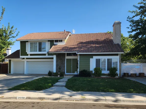 2228 Dartmouth Ln, Palmdale, CA 93550
