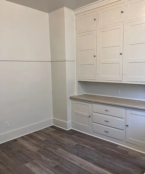 617 E Republic St — Photo 10