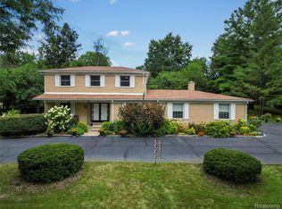 29876 Northbrook St, Farmington Hills, MI 48334