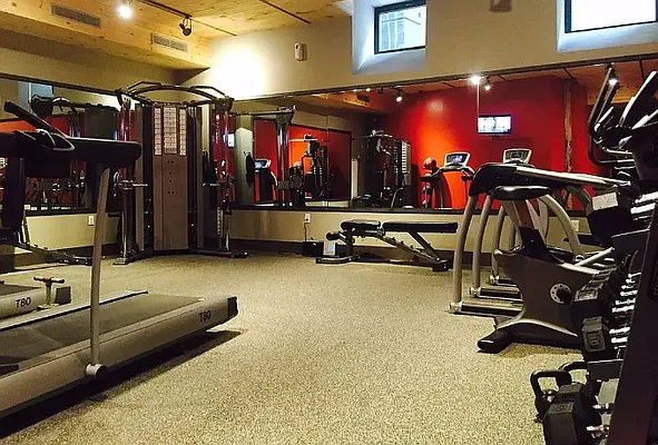 Rented by Hagstrom Management Inc | media 23